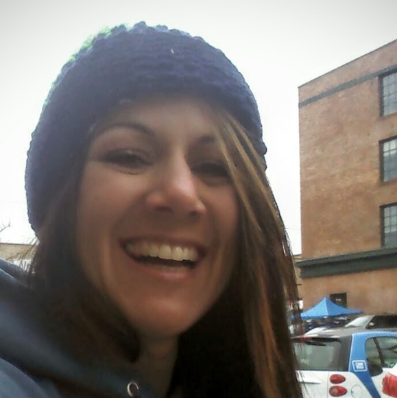 Meet your Posher, Theresa - Picture 3 of 6